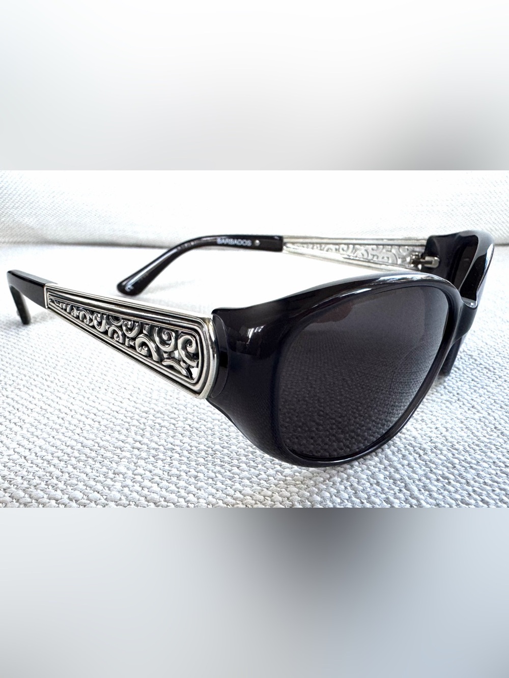 BRIGHTON Barbados Black Sunglasses w/ Case Silver Scroll Temples EUC Small Fit